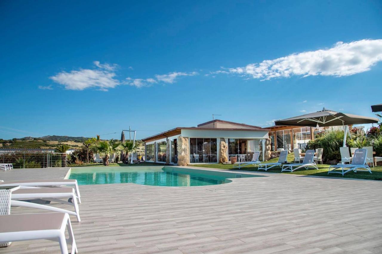 Sacuba Resort & Botanic Golf Club Olbia Exterior foto